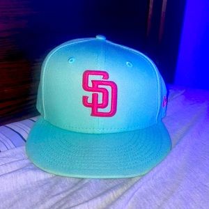 San Diego padres fitted hat size 7 3/8